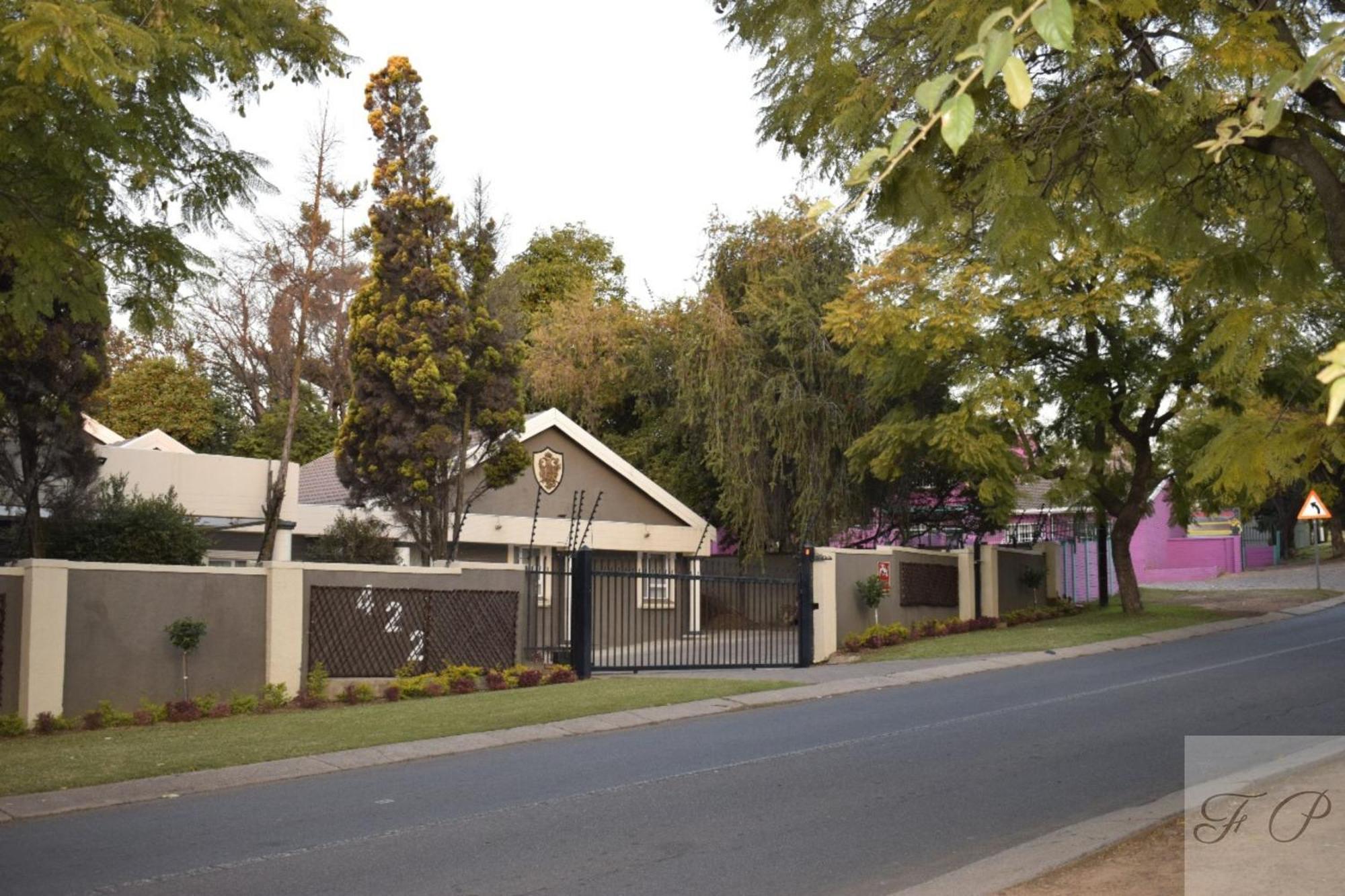 The Giraffe Room At Frederick'S Place Pretoria Exterior foto
